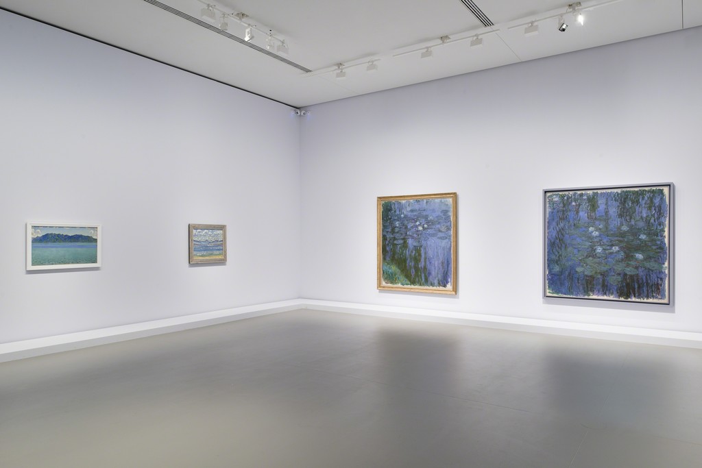View of Hodler and Monet at Fondation Louis Vuitton, Paris 2015 View of Hodler and Monet at Fondation Louis Vuitton, Paris 2015