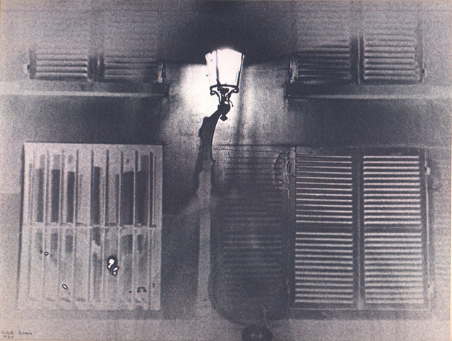Ilse Bing, ‘Bec de Gaz, Paris, 1934’, 1934, SAGE Paris