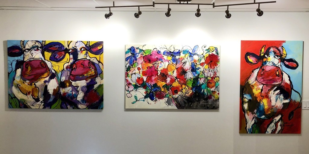 (from left to right) "Colourful Cows", "Bunch of Fun", and "Cow in Red" by Dutch artist, Janet Timmerije (from left to right) "Colourful Cows", "Bunch of Fun", and "Cow in Red" by Dutch artist, Janet Timmerije