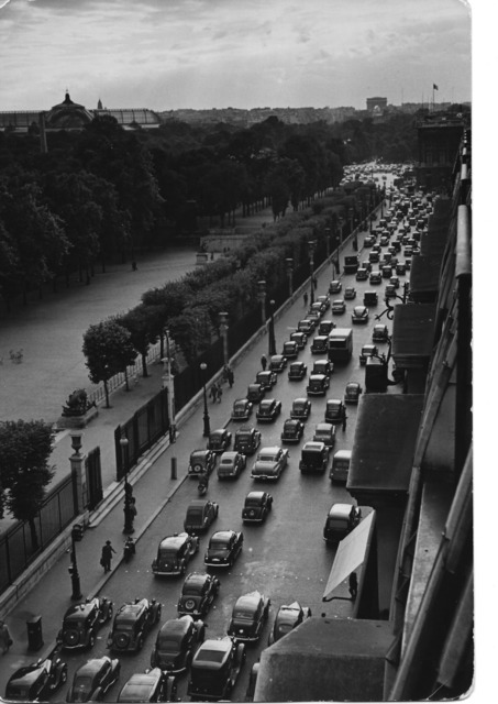 David Seymour, ‘Paris, Grand Palais’, 1947, °CLAIRbyKahn Galerie