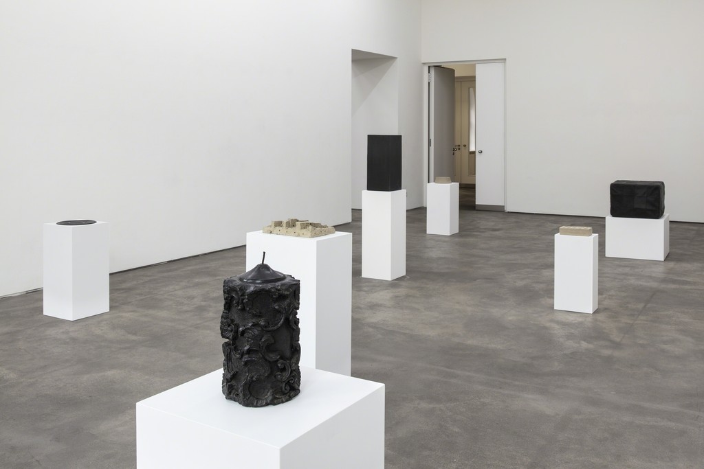 Installation view, Peter Fischli / David Weiss, 'Haus' Sprüth Magers Berlin, April 27 - July 27, 2019; Photography: Timo Ohler Installation view, Peter Fischli / David Weiss, 'Haus' Sprüth Magers Berlin, April 27 - July 27, 2019; Photography: Timo Ohler