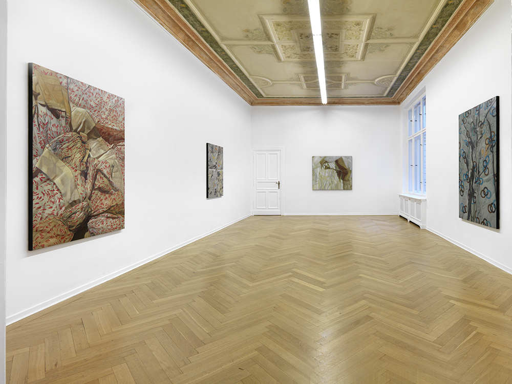 Installation view. Marina Cruz "Mend and Amends", A3, Berlin, Germany. November 25 - December 20, 2016. Photo: Bernd Borchardt Installation view. Marina Cruz "Mend and Amends", A3, Berlin, Germany. November 25 - December 20, 2016. Photo: Bernd Borchardt