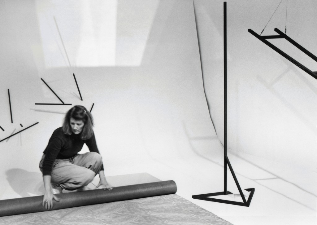 Photo-documentation of Barbara Kasten installing the exhibition "Centric 2: Barbara Kasten, Installation/Photographs", University Art Museum, California State University Long Beach, 1982. Courtesy of the artist and the University Art Museum, California State University Long Beach. Photo-documentation of Barbara Kasten installing the exhibition "Centric 2: Barbara Kasten, Installation/Photographs", University Art Museum, California State University Long Beach, 1982. Courtesy of the artist and the University Art Museum, California State University Long Beach.
