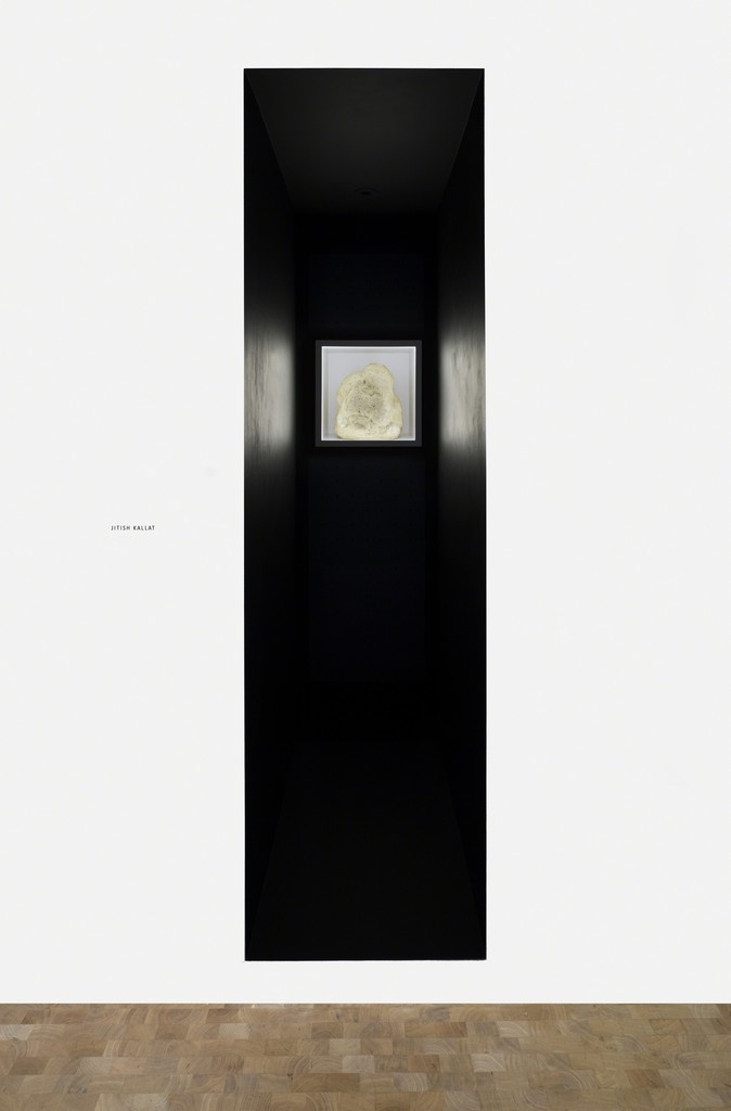 Installation view, Jitish Kallat, Covariance (Sacred Geometry), The Box, Pippy Houldsworth Gallery, London (2017) Installation view, Jitish Kallat, Covariance (Sacred Geometry), The Box, Pippy Houldsworth Gallery, London (2017)