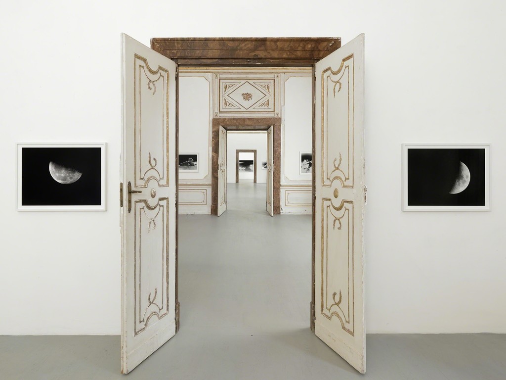 Vera Lutter - Partial view of the exhibition - September 2016 - Galleria Alfonso Artiaco, Napoli Vera Lutter - Partial view of the exhibition - September 2016 - Galleria Alfonso Artiaco, Napoli