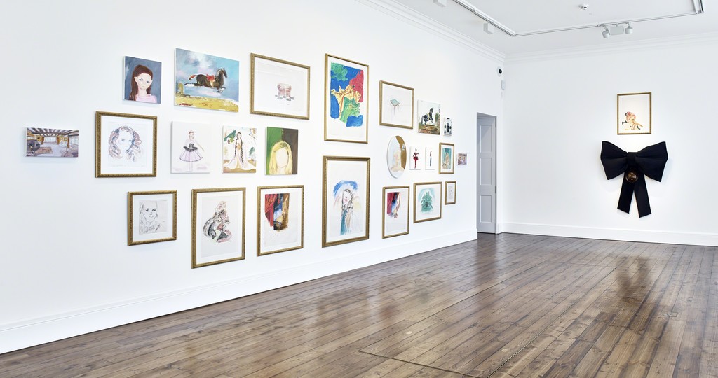 Karen Kilimnik, Installation view, Sprüth Magers, London, April 13 - May 26, 2018; Photography by Stephen White Karen Kilimnik, Installation view, Sprüth Magers, London, April 13 - May 26, 2018; Photography by Stephen White