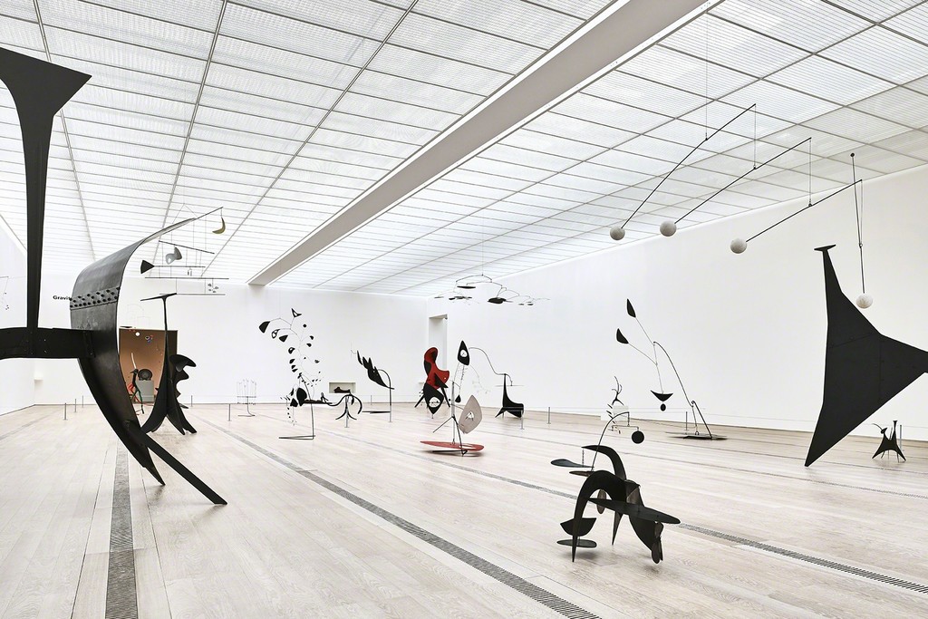 Installation view of the exhibition "Alexander Calder & Fischli/Weiss" Fondation Beyeler, Riehen/Basel, 2016 © Peter Fischli David Weiss / 2016 Calder Foundation, New York / ProLitteris, Zurich. Photograph by Mark Niedermann Installation view of the exhibition "Alexander Calder & Fischli/Weiss" Fondation Beyeler, Riehen/Basel, 2016 © Peter Fischli David Weiss / 2016 Calder Foundation, New York / ProLitteris, Zurich. Photograph by Mark Niedermann