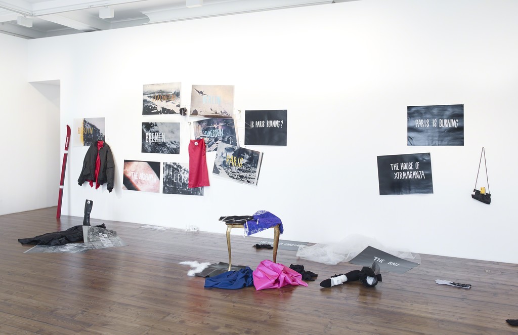 Karen Kilimnik, Installation view, Sprüth Magers, London, April 13 - May 26, 2018; Photography by Stephen White Karen Kilimnik, Installation view, Sprüth Magers, London, April 13 - May 26, 2018; Photography by Stephen White