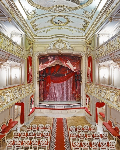 David Burdeny, ‘Yusopf Theatre (Curtain), St. Petersburg, Russia’, 2015, Photography, épreuve couleur / C-print, Galerie de Bellefeuille