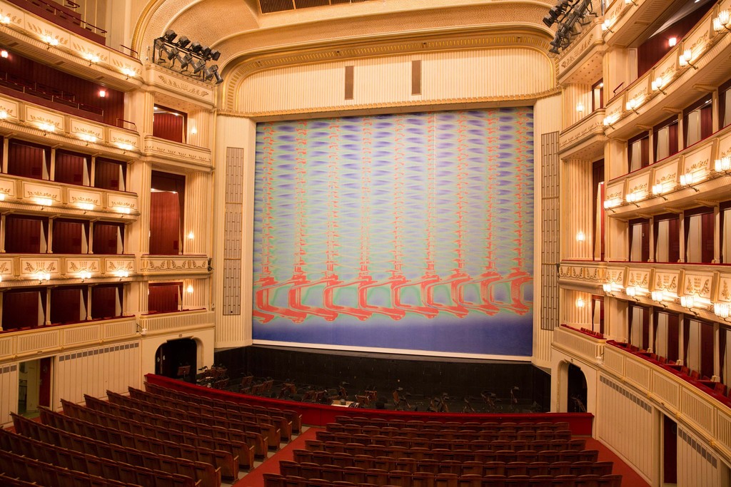 Tauba Auerbach, A Flexible Fabric of Inflexible Parts III, Safety Curtain 2016/2017, Vienna State Opera, Copyright: museum in progress (www.mip.at), Photo: Andreas Scheiblecker Tauba Auerbach, A Flexible Fabric of Inflexible Parts III, Safety Curtain 2016/2017, Vienna State Opera, Copyright: museum in progress (www.mip.at), Photo: Andreas Scheiblecker