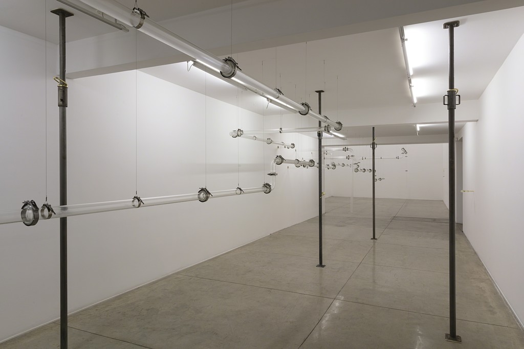 Laura Vinci -- Morro Mundo -- exhibition view -- Galeria Nara Roesler | São Paulo, 2018 -- photo Everton Ballardin © courtesy of the artist and Galeria Nara Roesler Laura Vinci -- Morro Mundo -- exhibition view -- Galeria Nara Roesler | São Paulo, 2018 -- photo Everton Ballardin © courtesy of the artist and Galeria Nara Roesler