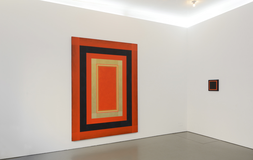 View of the exhibition with 'It's not dark yet-M-20-2018' (large format); photo: Jürgen Baumann View of the exhibition with 'It's not dark yet-M-20-2018' (large format); photo: Jürgen Baumann