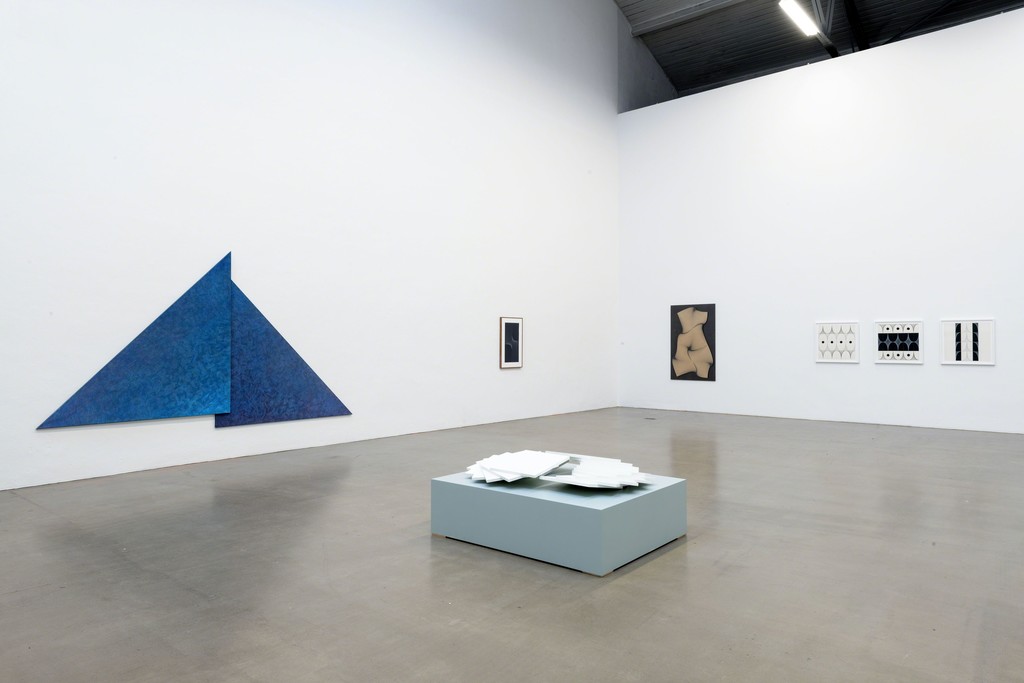 Exhibition view, 2018, Galerie EIGEN + ART Leipzig, Photo: Uwe Walter, Berlin Exhibition view, 2018, Galerie EIGEN + ART Leipzig, Photo: Uwe Walter, Berlin