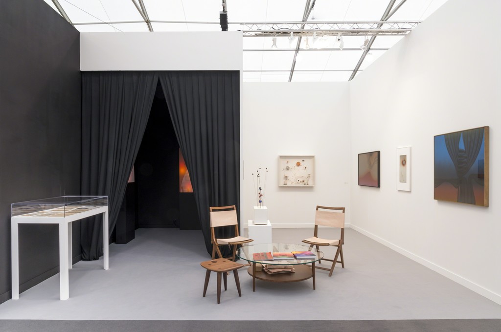 Photo Adam Reich © Galeria Nara Roesler Photo Adam Reich © Galeria Nara Roesler