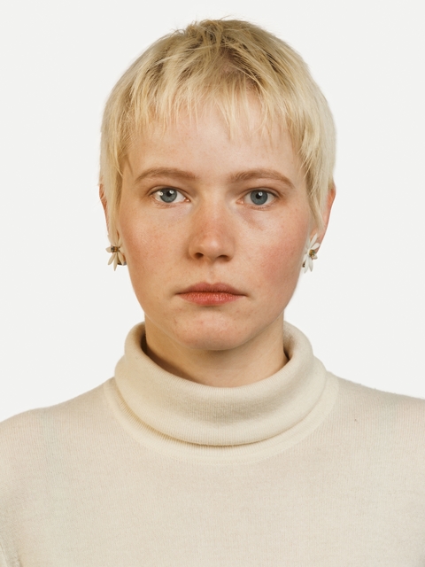Faces Now European Portrait Photography Since 1990 Centre - 