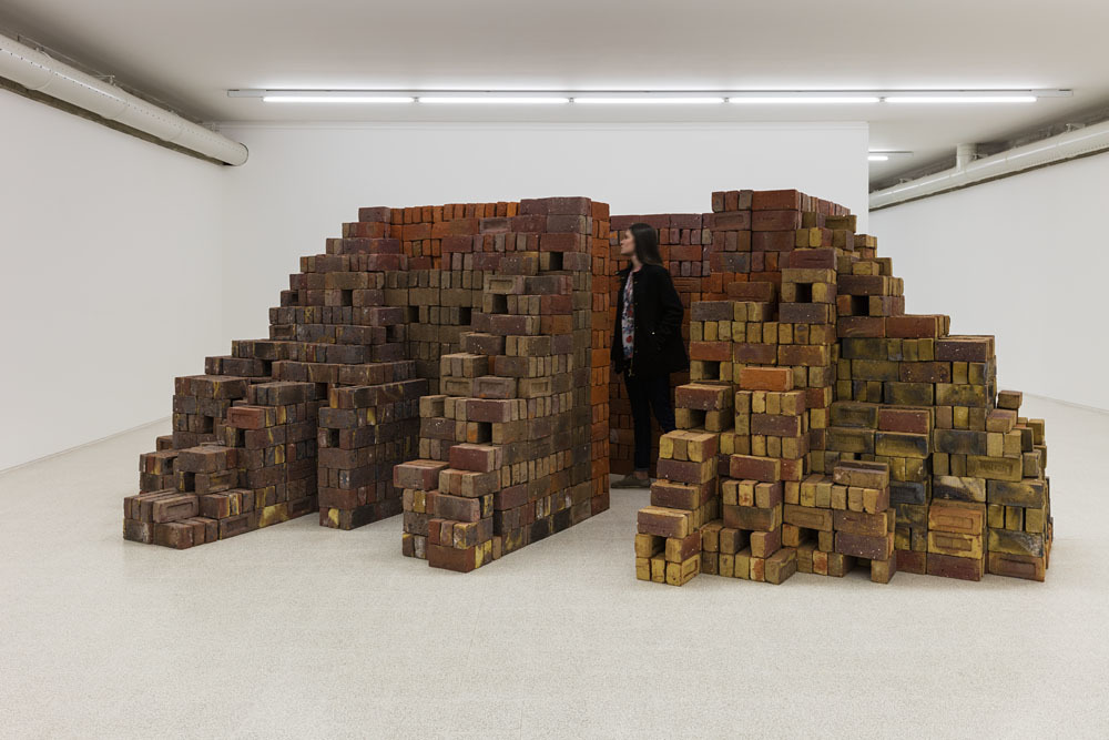 Elisabetta Benassi | it starts with the firing Elisabetta Benassi | it starts with the firing