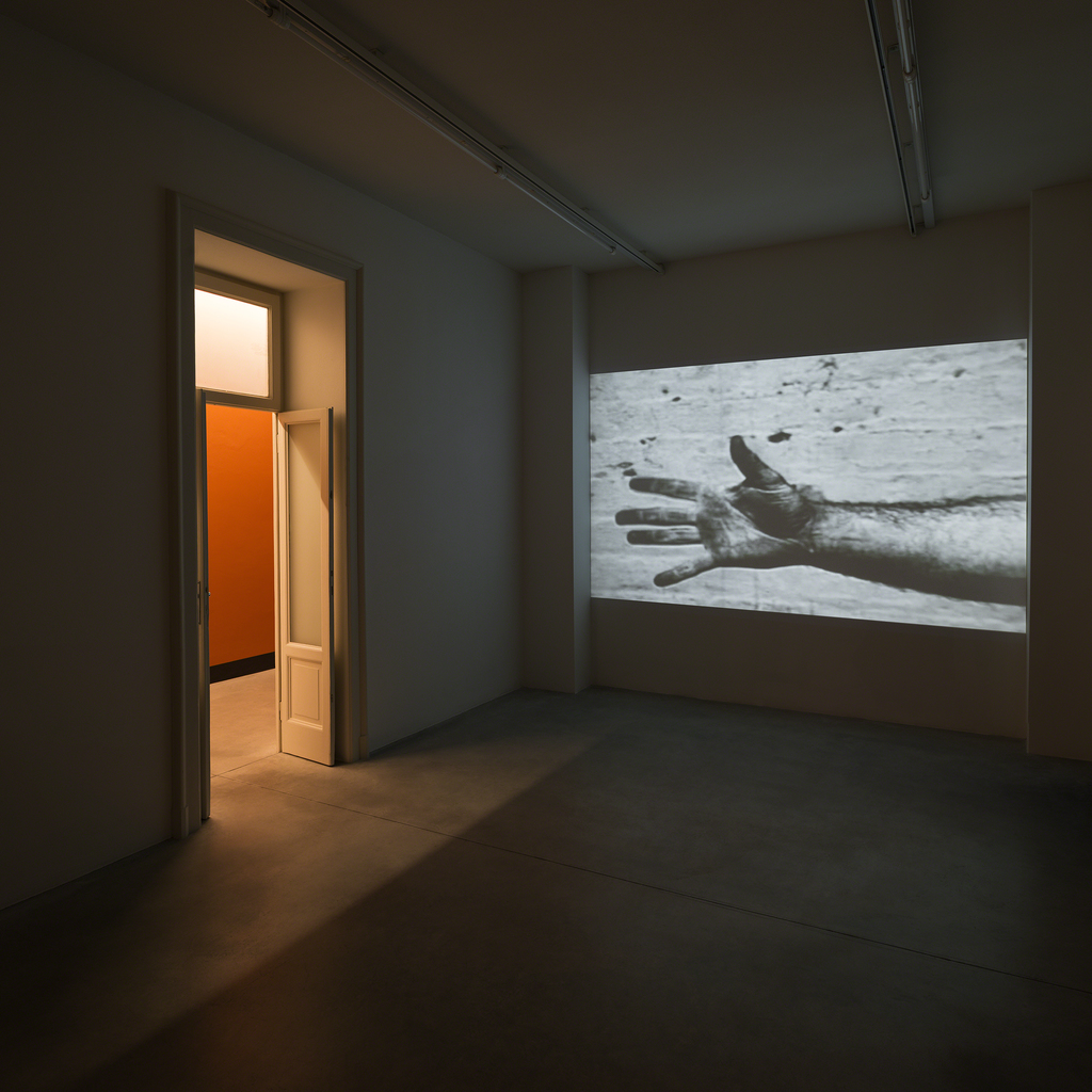 Exhibition view of ‘In Part’ curated by Nicholas Cullinan. Fondazione Prada Milano,
2015. Photo: Attilio Maranzano. Courtesy Fondazione Prada Exhibition view of ‘In Part’ curated by Nicholas Cullinan. Fondazione Prada Milano,
2015. Photo: Attilio Maranzano. Courtesy Fondazione Prada