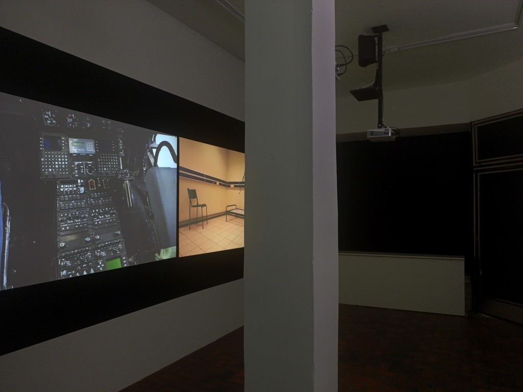 Installation view, Ali Kazma, Absence, 2015. Photo: Achim Kukulies, Düsseldorf Installation view, Ali Kazma, Absence, 2015. Photo: Achim Kukulies, Düsseldorf