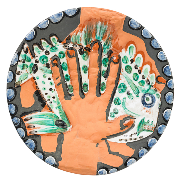 Pablo Picasso, ‘Plate, Hands with Fish (Mains avec Poisson), France’, des. 1953, Rago