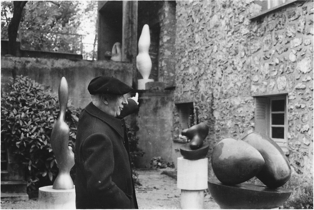 Inge Morath, ‘Jean Arp’, 1956, °CLAIRbyKahn Galerie