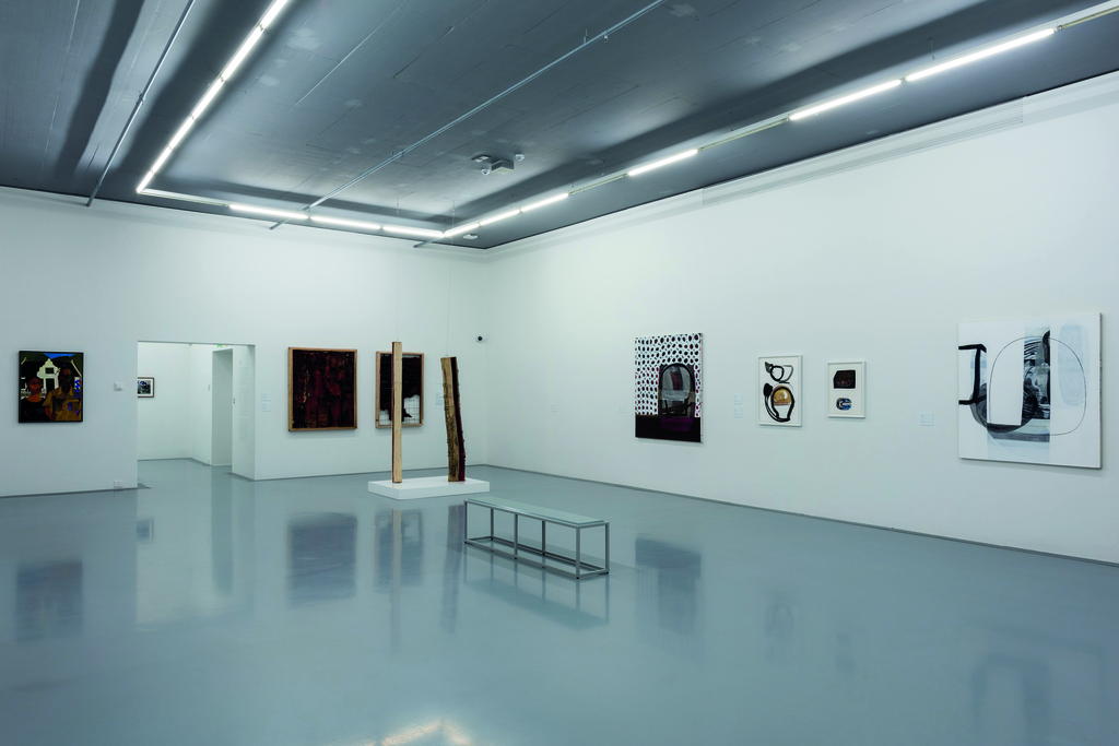 Five Bhobh: Painting at the End of an Era. Land theme. Installation view. ©Zeitz MOCAA. Five Bhobh: Painting at the End of an Era. Land theme. Installation view. ©Zeitz MOCAA.