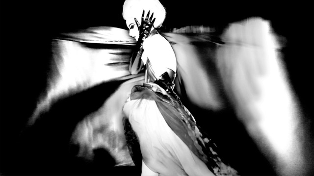 Nick Knight, ‘Alexia Wright, Hauteur Space’, 2011, Photography, Hand–coated pigment print, CHRISTOPHE GUYE GALERIE