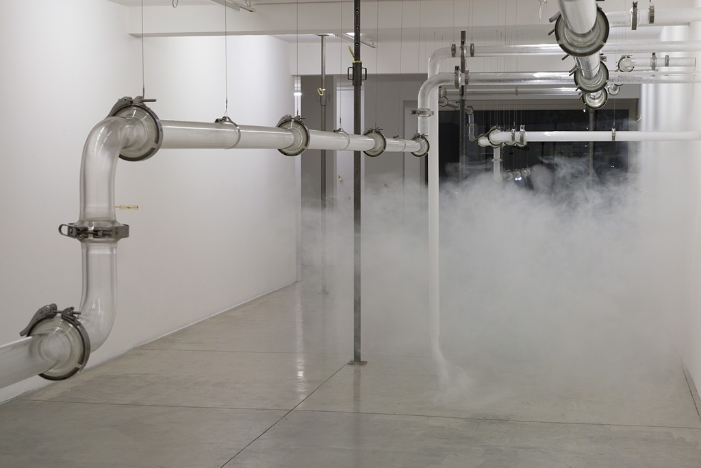 Laura Vinci -- Morro Mundo -- exhibition view -- Galeria Nara Roesler | São Paulo, 2018 -- photo Everton Ballardin © courtesy of the artist and Galeria Nara Roesler Laura Vinci -- Morro Mundo -- exhibition view -- Galeria Nara Roesler | São Paulo, 2018 -- photo Everton Ballardin © courtesy of the artist and Galeria Nara Roesler
