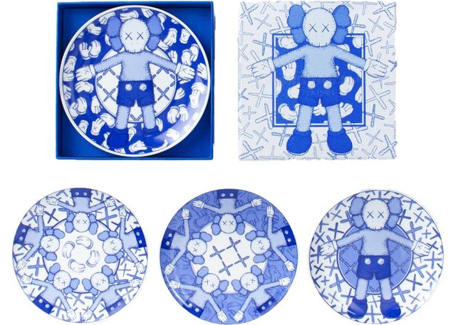 KAWS, ‘Holiday Ceramic Plate (Set of 4) Blue/White’, 2019, Lougher Contemporary