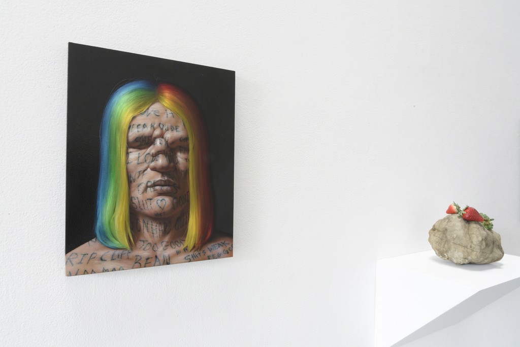 Installation view: "Beheaded" (van Minnen, Matelli) Installation view: "Beheaded" (van Minnen, Matelli)