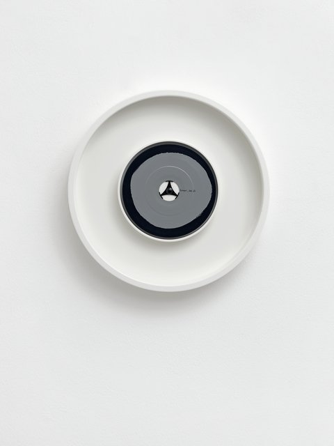 Gerhard Richter, ‘Tri-Star’, 1981, Painting, Lacquer on phonograph record, Sies + Höke