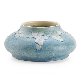 Squat Transitional Vase With Blossoms, New Orleans, LA