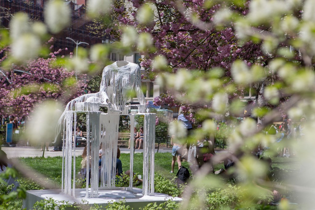 Diana Al-Hadid, Delirious Matter, 2018. Madison Square Park, New York. © Diana Al-Hadid, courtesy of the artist and Marianne Boesky Gallery, New York. Photo: Rashmi Gill Diana Al-Hadid, Delirious Matter, 2018. Madison Square Park, New York. © Diana Al-Hadid, courtesy of the artist and Marianne Boesky Gallery, New York. Photo: Rashmi Gill
