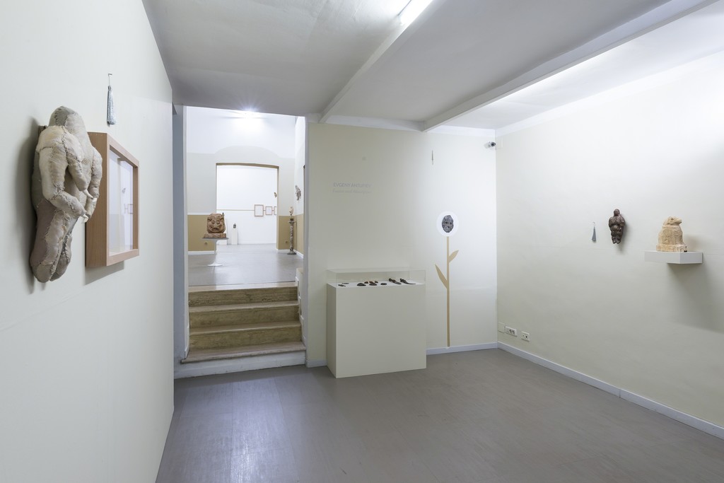 Evgeny Antufiev, Fusion and absorption, installation view at z2o Sara Zanin Gallery, Rome, room 1 Evgeny Antufiev, Fusion and absorption, installation view at z2o Sara Zanin Gallery, Rome, room 1