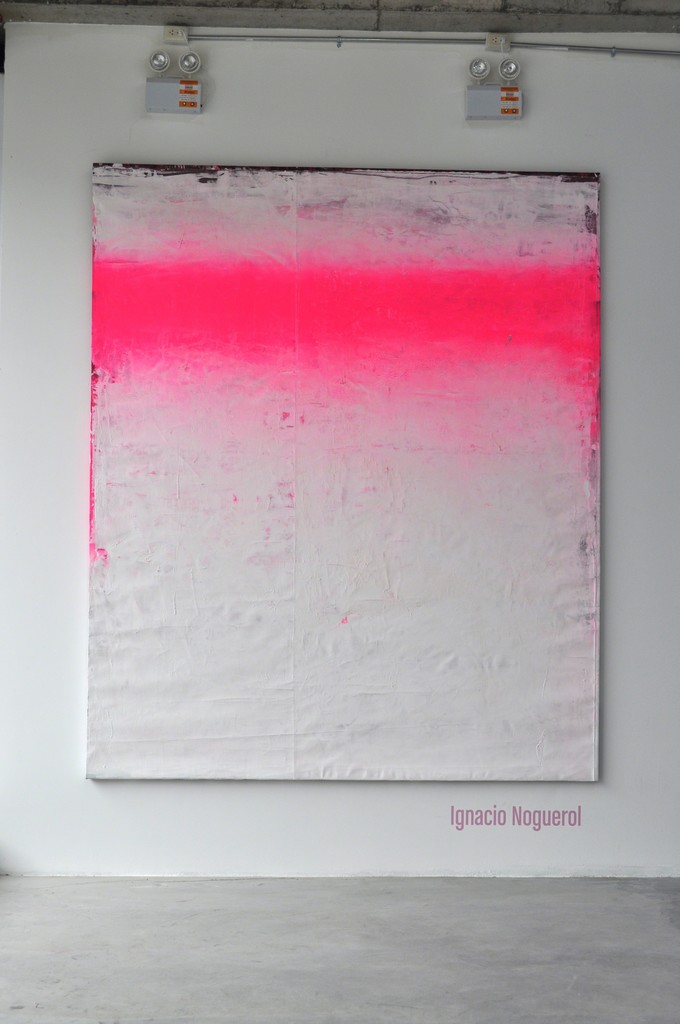 Installation shot, 'Empireo Horizonte' by Ignacio Noguerol.
Acrylic on canvas. Installation shot, 'Empireo Horizonte' by Ignacio Noguerol.
Acrylic on canvas.
