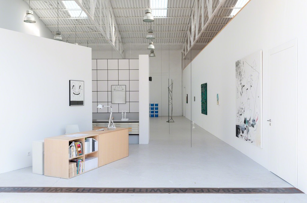 "Language" (2017). Part of the installation views of the group exhibition.
Works by Wilfredo Prieto, Álvaro Gil, Ian Waelder, Marlena Kudlicka, Pedro Barateiro, Valerie Krause, Pep Vidal, Daniel Steegman Mangrané, Nuria Fuster, Jonathan Meese, Bel Fullana, Rasmus Nilausen, Rafa Forteza, Joan Morey, Alejandro Leonhardt, Abdul Vas, Secundino Hernández. "Language" (2017). Part of the installation views of the group exhibition.
Works by Wilfredo Prieto, Álvaro Gil, Ian Waelder, Marlena Kudlicka, Pedro Barateiro, Valerie Krause, Pep Vidal, Daniel Steegman Mangrané, Nuria Fuster, Jonathan Meese, Bel Fullana, Rasmus Nilausen, Rafa Forteza, Joan Morey, Alejandro Leonhardt, Abdul Vas, Secundino Hernández.