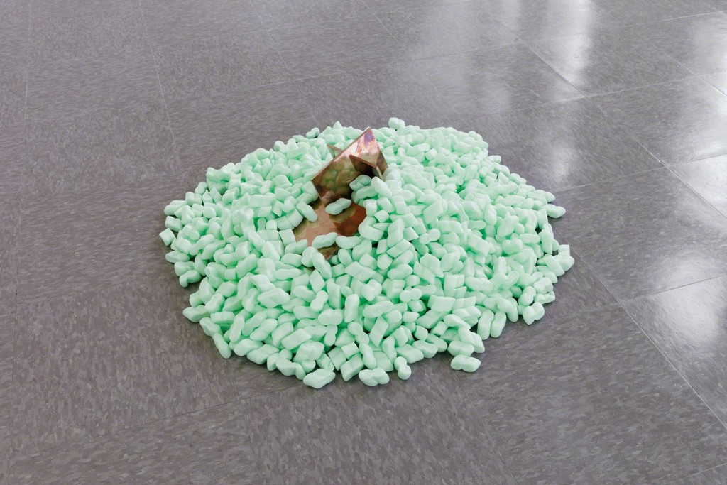 DAVID MALJKOVIĆ, A LONG DAY FOR THE FORM, 2012-2014, INSTALLATION VIEW, 2019. PHOTO: USEFUL ART SERVICES. DAVID MALJKOVIĆ, A LONG DAY FOR THE FORM, 2012-2014, INSTALLATION VIEW, 2019. PHOTO: USEFUL ART SERVICES.