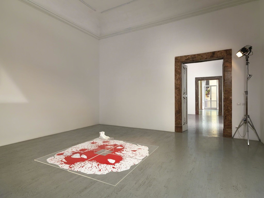 Giulio Paolini - partial view of the exhibition - February 2014 - Galleria Alfonso Artiaco, Napoli Giulio Paolini - partial view of the exhibition - February 2014 - Galleria Alfonso Artiaco, Napoli