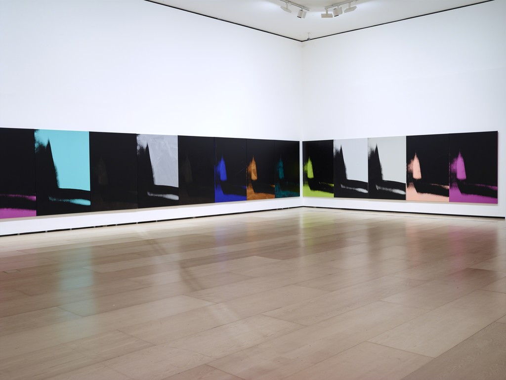 Andy Warhol, Shadows (1978–79). Installation view at Dia: Beacon, New York. © The Andy Warhol Foundation for the Visual Arts, Inc. / VEGAP Photo: Bill Jacobson Andy Warhol, Shadows (1978–79). Installation view at Dia: Beacon, New York. © The Andy Warhol Foundation for the Visual Arts, Inc. / VEGAP Photo: Bill Jacobson