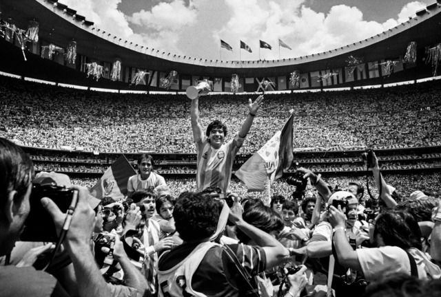 David Yarrow, ‘Maradona’, ca. 1986, Photography, Archival Pigment Print, Samuel Lynne Galleries