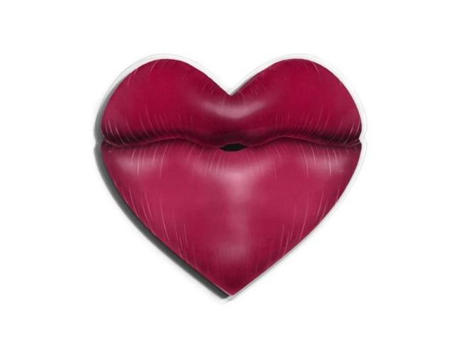 David Drebin, ‘Lips & Love - Bordeaux’, 2018, Sculpture, Etching on Crystal Starfire Glass, Art Angels