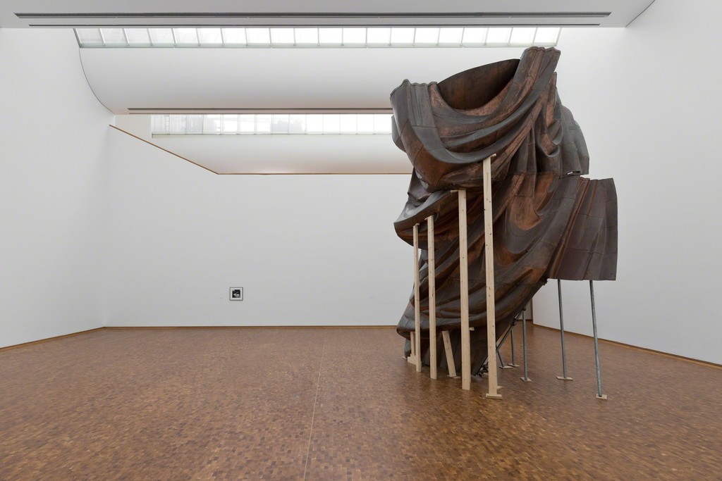 Installation view of "Danh Võ: Ydob eht ni mraw si ti" at Museum Ludwig, Cologne (2015) Installation view of "Danh Võ: Ydob eht ni mraw si ti" at Museum Ludwig, Cologne (2015)