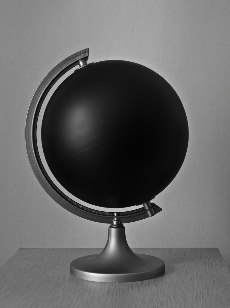 Szymon Kobylarz, The Globe (detail), 2011 © the artist, courtesy ŻAK | BRANICKA Szymon Kobylarz, The Globe (detail), 2011 © the artist, courtesy ŻAK | BRANICKA