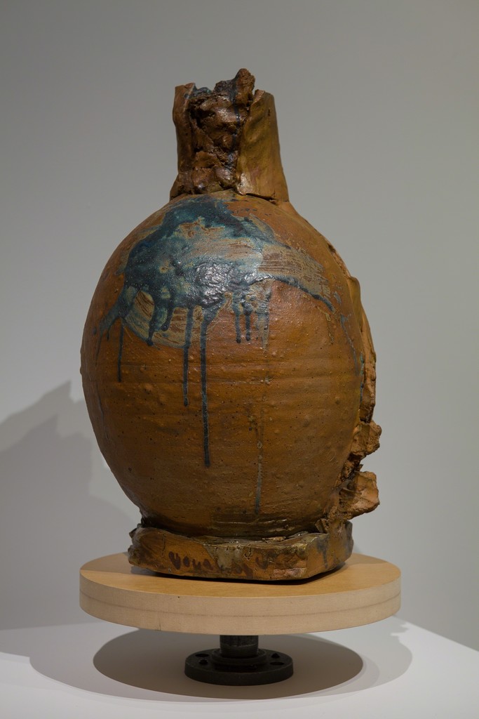 Installation view of 'Voulkos: The Breakthrough Years', 2016. Photo by Butcher Walsh. Courtesy of the Museum of Arts and Design. Installation view of 'Voulkos: The Breakthrough Years', 2016. Photo by Butcher Walsh. Courtesy of the Museum of Arts and Design.