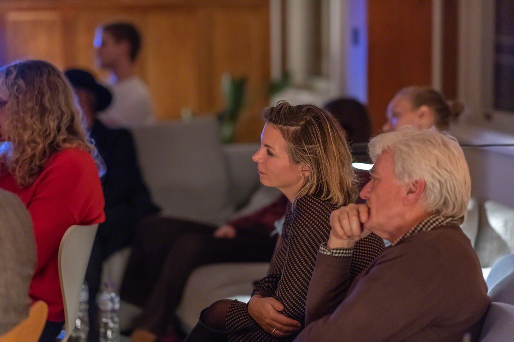 Photos of Jillian Mayer intimate talk in London 2018. Photo: Annka Kultys Gallery (Damian Griffiths) Photos of Jillian Mayer intimate talk in London 2018. Photo: Annka Kultys Gallery (Damian Griffiths)