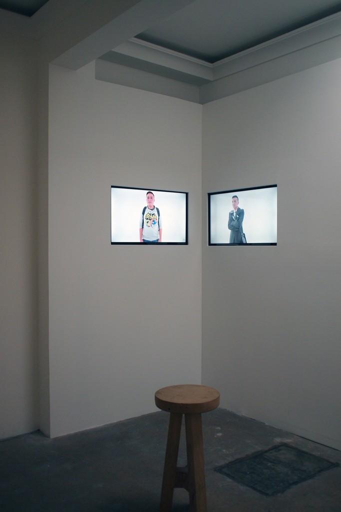 Two videos of the "Moving portraits" series, played asynchronous in the room dedicated to play movies Two videos of the "Moving portraits" series, played asynchronous in the room dedicated to play movies