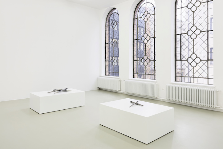 Susan Philipsz installation view Kunstverein Hannover, 2016 photo: Raimund Zakowski Courtesy Galerie Isabella Bortolozzi, Berlin and Tanya Bonakdar Gallery, New York Susan Philipsz installation view Kunstverein Hannover, 2016 photo: Raimund Zakowski Courtesy Galerie Isabella Bortolozzi, Berlin and Tanya Bonakdar Gallery, New York