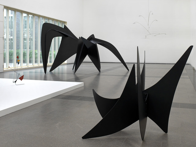 Alexander Calder, ‘Installation photograph, Calder: Avant-Garde in Motion’, Calder Foundation