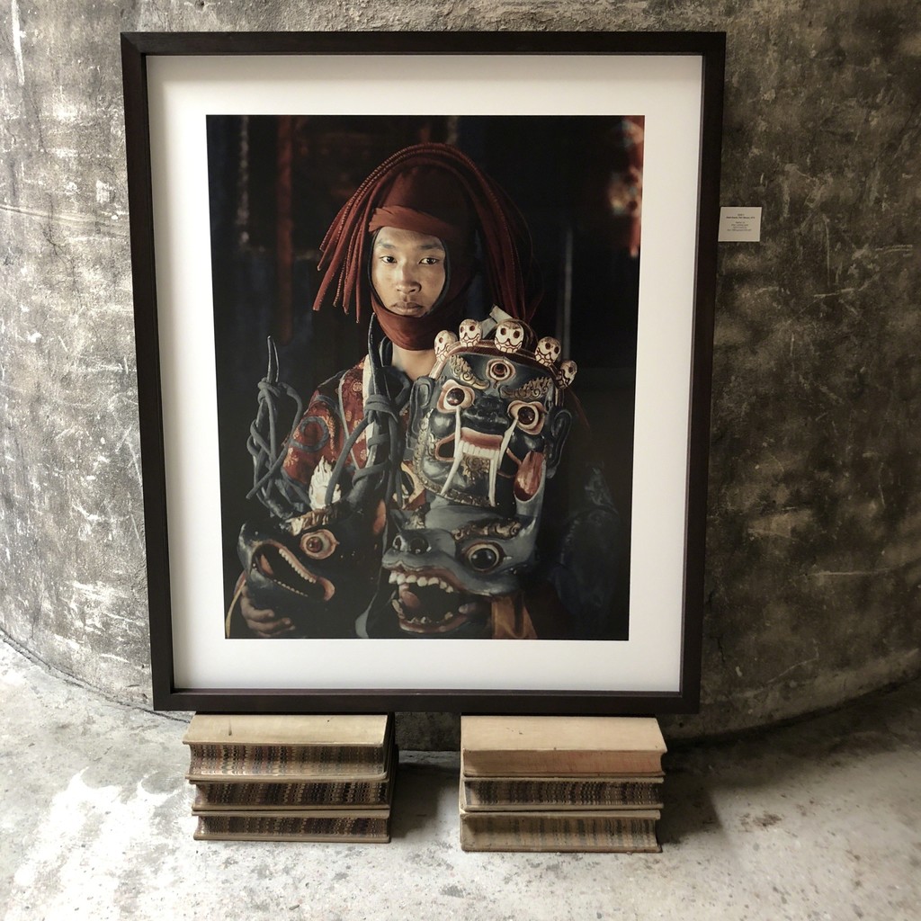 Mask dancer, Paro Buthan 2016
Edition 6
120*100cm
Archival Print Mask dancer, Paro Buthan 2016
Edition 6
120*100cm
Archival Print
