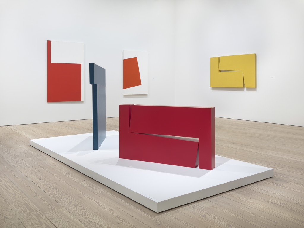 Installation view of Carmen Herrera: Lines of Sight (Whitney Museum of American Art, New York, September 16, 2016—January 2, 2017). Photography by Ronald Amstutz Installation view of Carmen Herrera: Lines of Sight (Whitney Museum of American Art, New York, September 16, 2016—January 2, 2017). Photography by Ronald Amstutz
