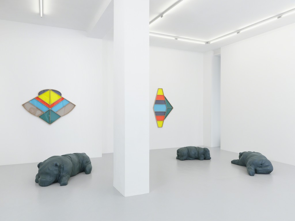 Exhibition view, "Eustache", Denis Savary, Galerie Xippas, Geneva, Switzerland. ©Annik Wetter Exhibition view, "Eustache", Denis Savary, Galerie Xippas, Geneva, Switzerland. ©Annik Wetter